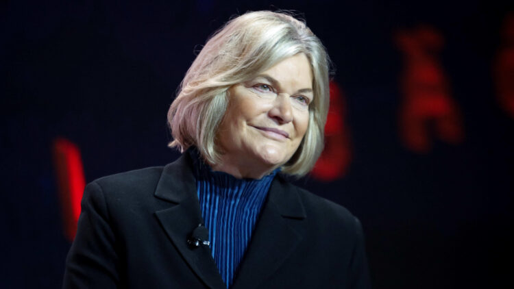 Senadora bitcoiner Cynthia Lummis assume Subcomitê de Ativos Digitais e defende reserva em Bitcoin