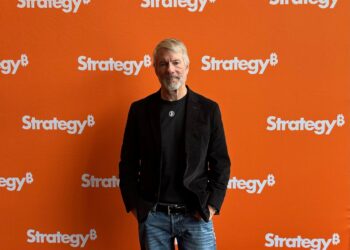 Michael Saylor sugere que vai comprar US$ 2 bi em Bitcoin